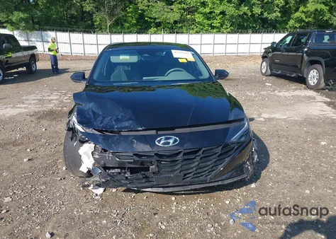2021 Hyundai Elantra Sel z USA, uszkodzony, nr VIN KMHLS4AGXMU212716